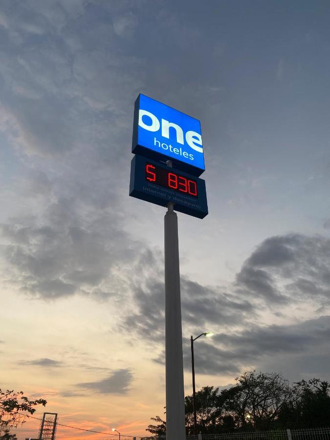 One Tapachula Hotel Luaran gambar